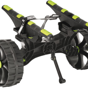 C-Tug R è l’evoluzione del carrello market leader C-Tug.Grazie ai binari di appoggio regolabli si adatta a tutti gli scafi garantendo il massimo equilibrio durante il traino. • Si smonta in pochi secondi.• Si stiva all'interno dei portelli.• Binari di appoggio da 20” (500 mm) con cuscinetti in gomma antiscivolo.• Realizzato in robusto polimero rinforzato.• Assi rinforzati in acciaio inox.• Ruote Kiwi antiforatura o SandTraKz per superfici sabbiose o lisce (garantiscono un’elevata scorrevolezza e facilità di trasporto).• Cinghia 2,8 m con fibbia in alluminio.• Cavalletto regolabile.• 5 anni di garanzia.