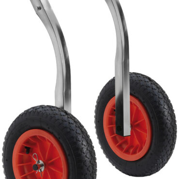 Dotate di bracci girevoli che possono rimanere sulla poppa in navigazione.Tramite una spina i bracci sono facilmente removibili per stivarli o usarli solo per l’alaggio.Tubolari in acciaio inox.Vendute a coppie (SX+DX).