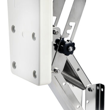 In acciaio inox lucidati a specchio.Funzionamento a ribalta con possibilità di regolazione intermedia, tramite una comoda maniglia.Questi supporti sono equipaggiati con le nuove tavolette in plastica ad alta resistenza.Vantaggi: inalterabile nel tempo; resistenza meccanica 1,5 volte le equivalenti in legno; look accurato.