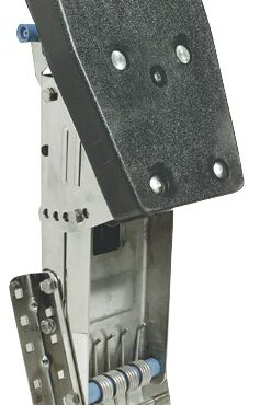 Completamente in acciaio inox, di grande robustezza.