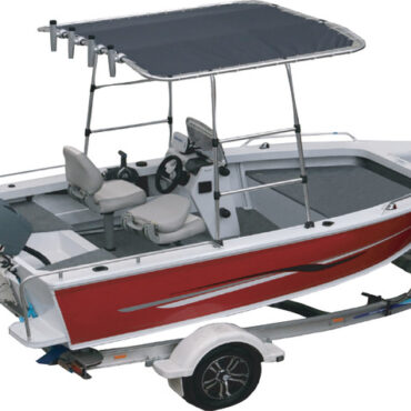 Struttura tubolare anodizzata Ø 32 mm. Universale, fissaggio sul trincarino o su corrimano Ø 25 mm.Il tessuto del Top è in poliestere ATLAS blu da 310 g/m2, impermeabile ed UV resistente.Le basette di installazione sono "swing mounts" rotanti, per ottimizzare l'angolo dei quattro montanti.