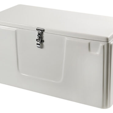 Realizzato in “VTR” bianco, munito di piano di chiusura.