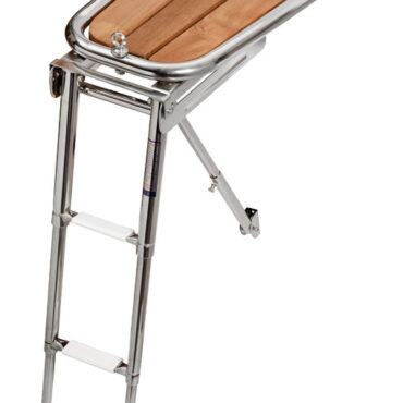 In acciaio inox AISI 316 lucidato a specchio con grigliato in vero teak. Puntone di sostegno regolabile.