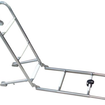 Fabbricata in acciaio inox AISI 316 lucidato a specchio.