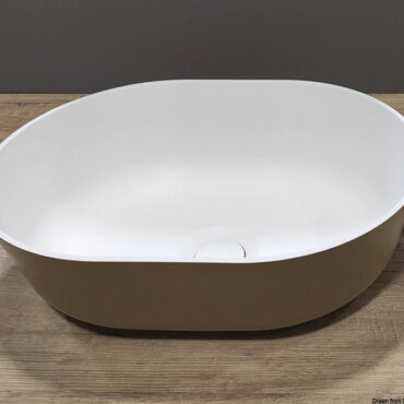 Lavabo in colore Opaco dall’estetica moderna e sottile.Versione con piletta incorporata dello stesso colore “tinta su tinta”.Per minimo 20 pezzi è possibile avere anche la versione Tonda con piletta bianca pre-assemblata.Per minimo 20 pezzi è possibile richiedere verniciatura esterna in RAL.