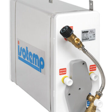 Serbatoio interno, serpentina e involucro esterno in acciaio inox. Il serbatoio é garantito 5 anni contro le perdite. Funzionano con una resistenza in rame nichelato da 750 W a 220 V, oppure con scambiatore di calore collegato all’impianto di raffreddamento del motore. La resistenza é posizionata nella parte bassa dello scaldabagno per evitare la stratificazione del calore. Doppio termostato (di sevizio e sicurezza). Valvola di sicurezza a 7 bar. Isolamento in poliuretano espanso. Possibilità di installazione verticale o orizzontale.