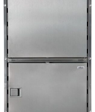 E’ già completo di flangia di fissaggio ad incasso inox e la porta resta a filo della flangia. La chiusura é garantita da una serratura a scatto anche essa a filo. Nella combinazione CR220, il modello si compone di un'unità da 130 l ad apertura frontale nella parte superiore e di un'unità freezer da 90 l ad apertura frontale nella parte inferiore. Il modello CR260 è una soluzione ibrida superiore ad apertura frontale, inferiore a cassetto di 130 l ciascuno. Vano freezer pari a 9,8 l nell'unità a cassetto.