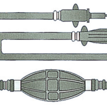 Fabbricato con speciale tubo coestruso con interposta calza in poliestere.Sezione 8x13 mm, resistente fino a 15 bar.Completa di pompetta tipo maggiorato, adatta per benzina verde.