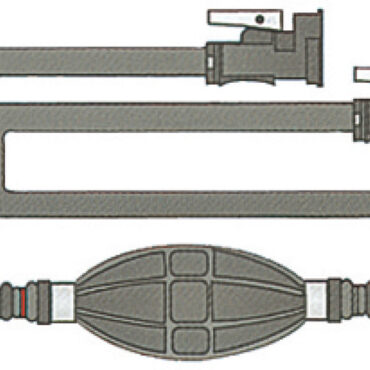 Fabbricato con speciale tubo coestruso con interposta calza in poliestere.Sezione 8x13 mm, resistente fino a 15 bar.Completa di pompetta tipo maggiorato, adatta per benzina verde.