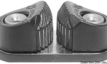 Completo di viti, confezionato con cartoncino espositivo.