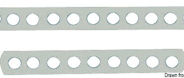 In acciaio inox tipo pesante.