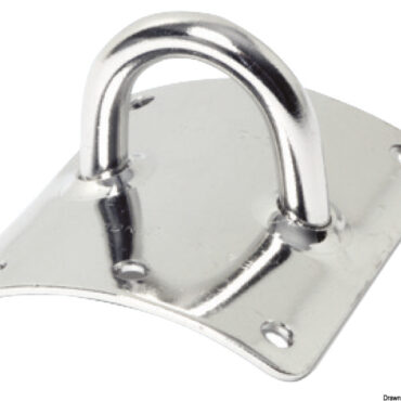 Piastra con quattro fori , in acciaio inox 316, adatta per i fissaggi sugli alberi o boma con Ø di 100 mm.