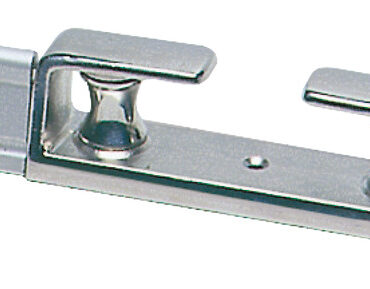 In acciaio inox AISI 316 lucidato a specchio.