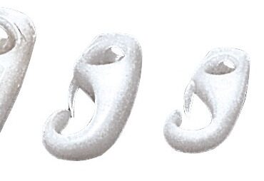 In nylon bianco, fissaggio con nodo.