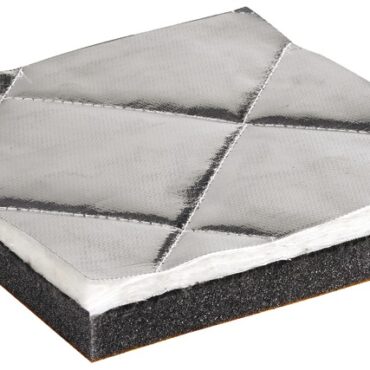 1) Trapunta in fibra di vetro spessore 8 mm2) Massa EPDM, spessore 2 mm (4 kg/m2);3) Poliuretano 30 kg/m3, spessore 20 mm;4) AdesivoSi consiglia la finitura con nastro 65.095.00.Testati secondo la ISO 4589-3 determinando l'indice di ossigeno con prova a temperatura elevata.Certificati da R.I.Na. per l'isolamento acustico di locali apparato motori di unità da diporto fino a 24 m.