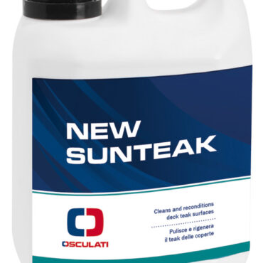 Pulisce e rigenera il teak delle coperte. Toglie le macchie e gli ridona il colore naturale. Si usa diluito con l’acqua.