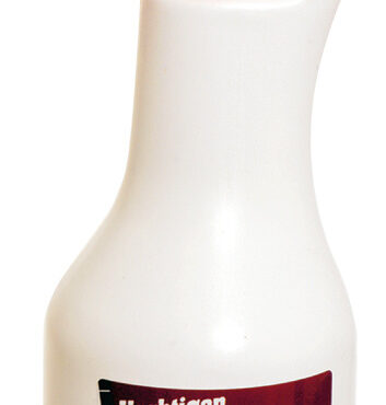 Semplicemente spruzzato sulle superfici della barca, o tendalini contiene delle sostanze naturali repellenti che eliminano la presenza di ragni ed insetti per lungo periodo.Confezione da 500 ml.