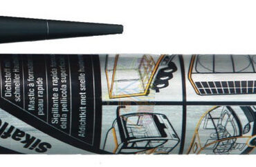 Non necessita di pre-trattamenti (PRIMER). E' un polimero ibrido a terminazione siliconica, è esente da solventi. Eccellenti proprietà di sigillatura, incolla bene metalli, ABS, vetroresina, legno.