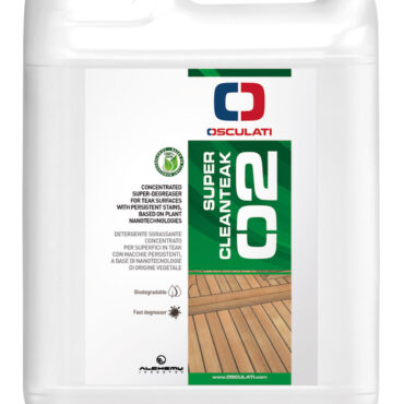 Detergente sgrassante concentrato a base di nanotecnologie di origine vegetale ideale per la pulizia delle superfici in teak interne ed esterne.Formula specifica per macchie persistenti.
