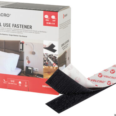 Nastro a strappo composto da asola e uncino con un altissimo ciclo di vita. L’adesivo consente il posizionamento veloce ed immediato. Sistema facile da usare soprattutto per materiali flessibili come tessuti, zanzariere, tendaggi, cuscineria, elementi decorativi leggeri. Consigliato per applicazioni in ambiente interno.