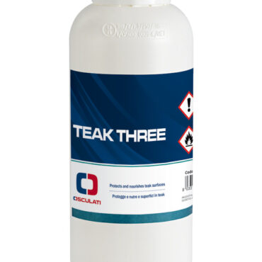Protegge e nutre le superfici in teak. Protettivo resistente UV per legno, incolore. Non danneggia i comenti. A base totalmente naturale, non contiene silicone e quindi lascia traspirare il legno, nutrendolo ed allo stesso tempo rallentando la penetrazione dello sporco. Utilizzabile anche su teak trattati con protettivi di altre marche. Per un corretto utilizzo, abbinare con Teak One e Teak Two.