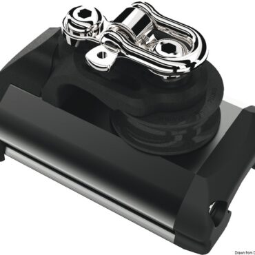 Disponibili in 2 versioni:-misura 1: per tutte le rotaie Lewmar misura 1;-misura 2: per tutte le rotaie Lewmar misura 2.