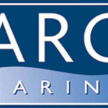 Altezza 60 mm, larghezza 27 mm.