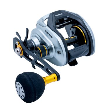 Il mulinello AKAMI BUSTER è progettato per garantire elevate prestazioni e massima durabilità. Con un corpo in metallo resistente, offre stabilità anche nelle condizioni più difficili. Il sistema di freno magnetico assicura un controllo preciso nel lancio, mentre il drag a stella in metallo permette di regolare facilmente la resistenza.
Dotato di bobina in alluminio lavorata CNC, è leggero e robusto. La manovella avvitabile con pomello in EVA assicura una presa confortevole, mentre il pomello in alluminio aggiuntivo è ergonomico. Impermeabile e con cuscinetti in acciaio inox, offre una rotazione fluida e una lunga durata.