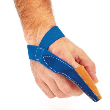 Morbido paradita da competizione, realizzato in pelle.