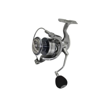 Akami NEMESI è un mulinello da pesca ad alte prestazioni progettato per offrire controllo, fluidità e affidabilità. Ideale per spinning e pesca dalla barca, garantisce potenza sotto sforzo e massimo comfort.