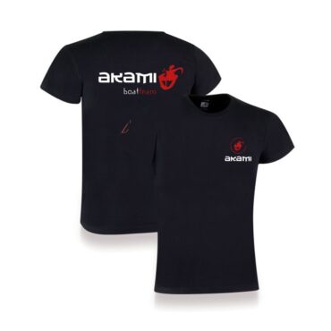 T-shirt Akami Surf, manica corta, realizzata con tessuto di alta qualità. Collo tondo e spalle con coperture di rinforzo. Composizione 100% Cotone.