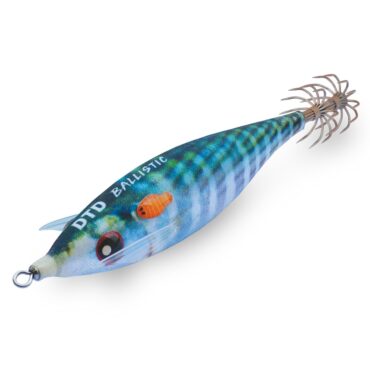 BALLISTIC Real Fish è uno squid jig che combina diverse grandi caratteristiche. Utilizza la tecnologia già implementata in BALLISTIC White Killer che consente una grande distanza di lancio. Il design proviene dalla famosa serie Real Fish con incredibili colori naturali già collaudati nella cattura dei calamari. Per aumentare ulteriormente la distanza di lancio, il prodotto è dotato di alette in silicone aerodinamico. Il comportamento di queste pinne in mare è molto simile a quello delle vere pinne di pesce.