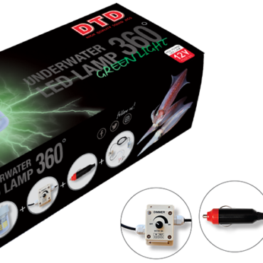 L’Underwater Led Lamp 360° della DTD è una nuova lampada ad immersione per attirare i calamari sotto la barca. Questo nuovo modello ha la caratteristica di illuminare a 360°! Possiede 6 metri di cavo nero che possono essere completamente immersi. La lampada a 12 V è composta da led con intensità pari a 150 lumens, alle quali si può cambiare l’intensità con un semplice Dimmer. Completo di adattatore per accendisigari. Il colore della luce è verde o bianca.