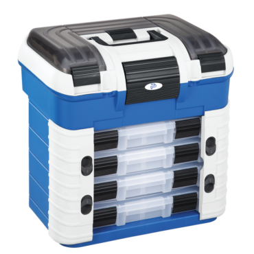 Valigetta 502 in plastica da pesca con misure interne 420 x 303 x 400 mm / 16.53 x 11.92 x 15.75 inch. Colore del fondo blu, accessori grigi e serrature nere. Questa valigetta da pesca è dotata di un coperchio con 3 scompartimenti e divisorie mobili per organizzare la propria attrezzatura da pesca. Materiale: polipropilene. Impreziosita dal sistema di blocco con doppio gancio per una chiusura pratica e sicura, include 1 scatola porta artificiali (art.190 spin) e 4 scatole con divisiorie mobili (art.194).