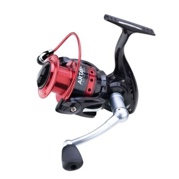 Nuovo mulinello da pesca Sele Artax progettato per tutte le tecniche di pesca. Corpo in gradite e bobina in alluminio. Grazie ai cuscinetti in acciaio risulta molto scorrevole durante il recupero. Indicato per tutti i pescatori.