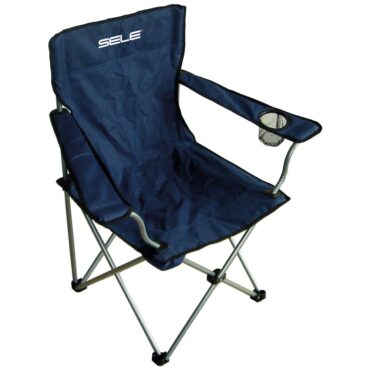 Sedia richiudibile, con braccioli. Struttura in alluminio ed elementi in polyestere.