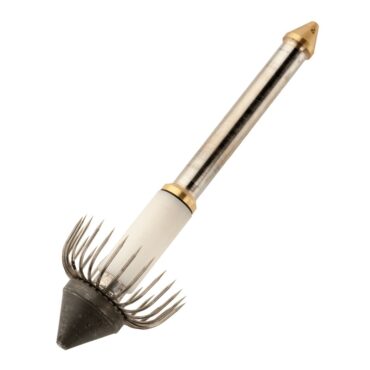 Totanara di profondità Sele, attrezzatura da pesca molto compatta e di ottima qualità. La totanara Sele presenta un corpo in plastica ed una corona in acciaio, indicato per la pesca in mare e per la cattura di calamari, seppie e totani. Corpo in ottone e corona in acciaio, modello a led a batteria, 2 pezzi tipo “N” 1.5V, non incluse.