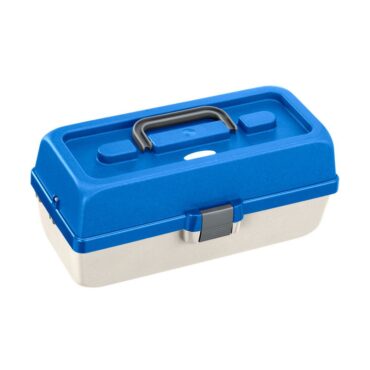 Valigetta 118/2 in plastica da pesca con misure interne 335 x 153 x 148 mm / 13.19 x 6.02 x 5.83 inch. Colore del fondo avorio, coperchio blu cobalto e serrature grigie. Questa valigetta da pesca è dotata di un interno a 2 ripiani con 9 scompartimenti per riporre la propria minuteria da pesca, ampio spazio di stoccaggio sul fondo. Materiale: polipropilene. Viene impreziosita dal manico ergonomico integrato nel coperchio per un agile trasporto.