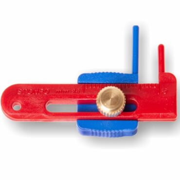 Permette la realizzazione di asole perfettamente uguali e della grandezza voluta ( 5-25 mm ).

Busta da 1 pezzo, confezione da 10 buste.