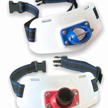 Cinture da combattimento comode e pratiche, prodotte con materiale plastico resistentissimo accoppiato ad una imbottitura morbida di 10 mm di spessore. Munite di chiusura con fibbia a scatto. Art 129 modello con perno in acciaio inox . Art.130 modello con bicchierino basculante.

Confezione da 1 pezzo.