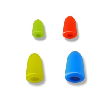 Il Dacron Connector permette una rapida connessione tra lenza ed elastico sia pieno che tubolare. Il kit comprende gommini e dacron per realizzare 6 Dacron Connectors. Ottimo anche come blocca elastico con il Ptfe Curved.