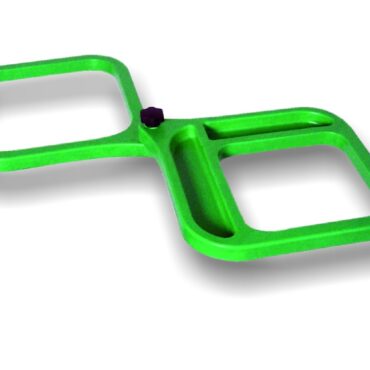 Pratico e compatto portascatole ripiegabile. Modello con due alloggiamenti: uno per scatola piccola (art.54) e l’altro per scatola grande (art.55 art.56 art.57 art 55R art.57R). Confezione da 1 pezzo.