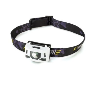 Lampada frontale ricaricabile con cavetto USB. Ideale per la pesca, la caccia, l’escursionismo, il ciclismo. Munita di banda elastica confortevole e removibile. Dotata di sensori per l'attivazione, grazie ad un semplice movimento della mano la lampada frontale si attiva automaticamente. Resistente all'acqua, con un raggio di rotazione di 90º. Messa a fuoco fino a 120 metri con 110 Lumen.