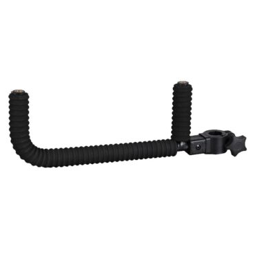 Braccio angolare Three Carps, supporto da pesca realizzato con struttura metallica ricoperta in EVA e munito di attacchi filettati universali. Accessorio da pesca che può essere adattato su sedie e tripodi, indicato sia per la pesca in mare che per il Carpfishing.
Dimensioni (CM): 30l + 5h