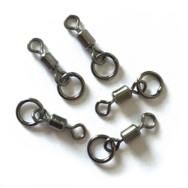 Girella rolling con occhiello grande snodato.