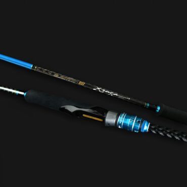 Scopri la potenza e l'eleganza della canna da pesca Eging Xzoga BLASTINO BTS EGI. Assemblata con precisione utilizzando guide Fuji, questa canna è progettata per offrire prestazioni eccezionali durante la pesca dell'Eging. Con la sua costruzione di alta qualità e la tecnologia avanzata, la BLASTINO BTS EGI offre una combinazione perfetta di sensibilità e potenza. Affronta le acque con fiducia e cattura i tuoi calamari preferiti con facilità grazie a questa straordinaria canna da pesca Xzoga BLASTINO BTS EGI.