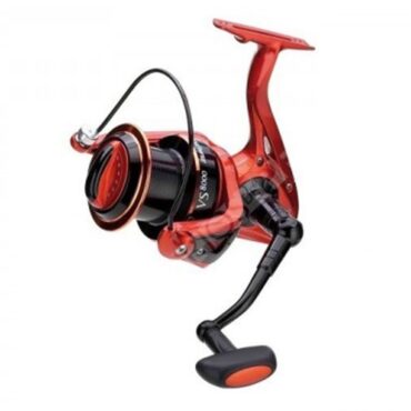 Mulinello da surfcasting realizzato in 6 cuscinetti e anti-ritorno infinito. Corpo in alluminio e grafite ultra-leggero con sistema di raccolta bilanciato, doppia bobina in alluminio anodizzato e sistema frenante micro-regolabile. Maniglia in alluminio con pomello in gomma.